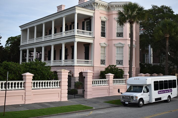 Day Trip to Charleston#5: City Tour, Boone Hall, City Market  - Photo 1 of 9